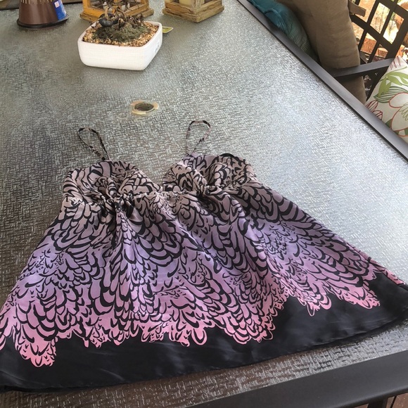 Top - Picture 2 of 5